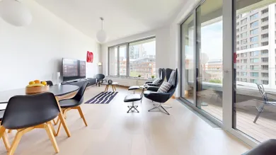 Na predaj 3-izbový byt, 89 m², Bratislava-Staré Mesto, Továrenská