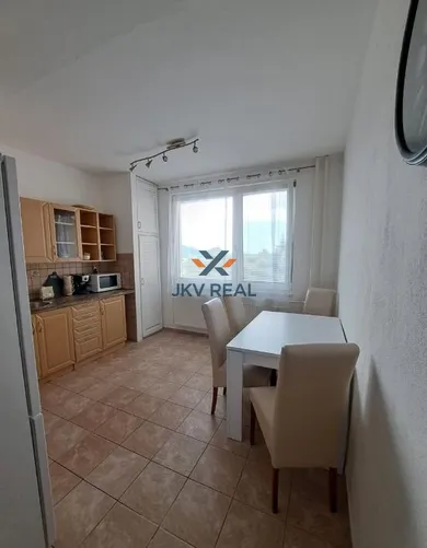 Byty na prenájom 2-izbový, Nitra · €680