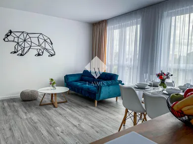 Na prenájom 3-izbový byt, 82 m², Poprad, 29. augusta