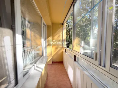 Na predaj 2-izbový byt, 64 m², Bratislava-Lamač, Heyrovského