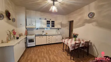 Na predaj 4-izbový dom, 150 m², Horné Obdokovce