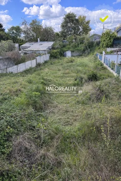 Na predaj pozemok, 584 m², Bratislava-Ružinov, Domové role