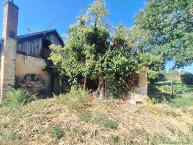 Na predaj pozemok, 860 m², Košúty
