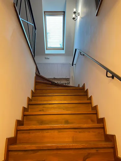 Na prenájom dom, 170 m², Bratislava-Dúbravka