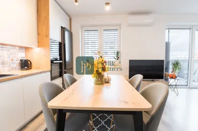 Na predaj 2-izbový byt, 57 m², Nitra, Kmeťova