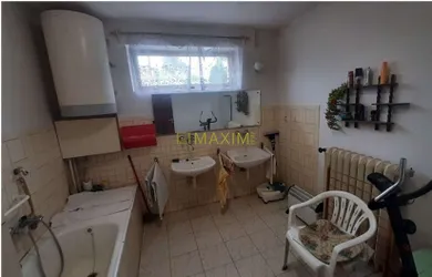 Na predaj dom, 215 m², Bratislava-Lamač, Cesta na Klanec