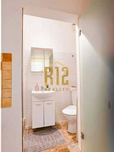 Na predaj 1-izbový byt, 34 m², Bratislava-Staré Mesto, Šancová