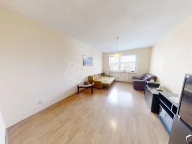 Na prenájom 3-izbový byt, 73 m², Banská Bystrica, Rudohorská