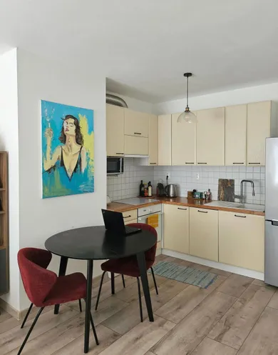 Mieszkania na wynajem, 2-pokojowe, Bratislava-Vrakuňa · €850