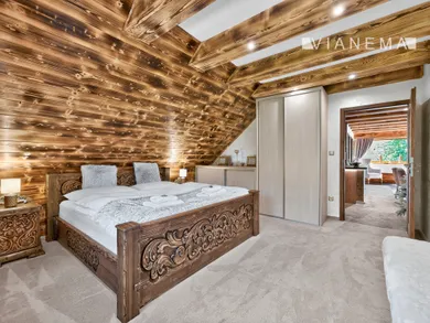 Na predaj 6-izbový dom, 410 m², Nová Bystrica, Vychylovka