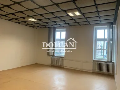 Obiekty na wynajem, Nitra · €242