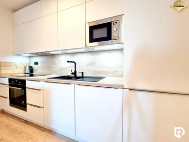 Na prenájom 3-izbový byt, 76 m², Trnava, Veterná