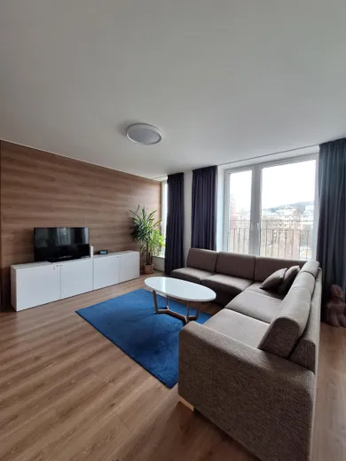 Byty na predaj 3-izbový, Bratislava-Nové Mesto · €372 900