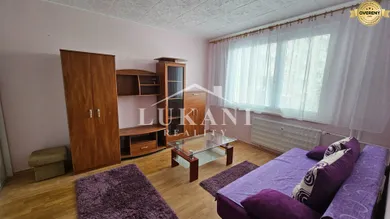 Na prenájom 1-izbový byt, 34 m², Šaľa, Letná