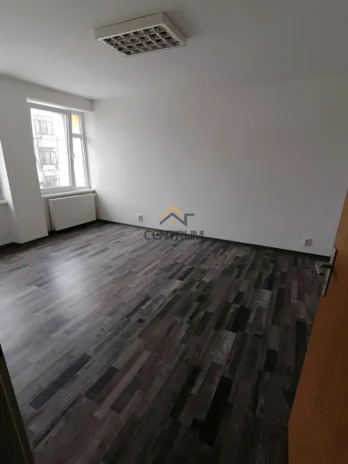 Na prenájom 1-izbový byt, 37 m², Poprad, Hviezdoslavova