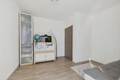 Na predaj 3-izbový byt, 83 m², Stupava, Obuvnícka