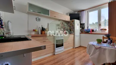 Na predaj 8-izbový dom, 150 m², Bystrička