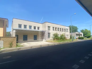 Na prenájom objekt, 148 m², Nitra, Priemyselná