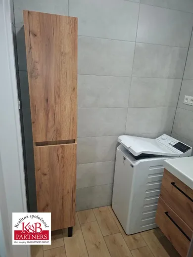 Na prenájom 2-izbový byt, 55 m², Trenčín, Kožušnícka
