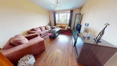 Mieszkania na wynajem, 3-pokojowe, Žilina · €750