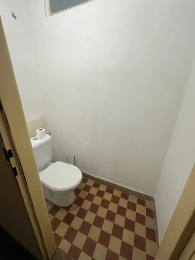 Na prenájom 2-izbový byt, 64 m², Piešťany