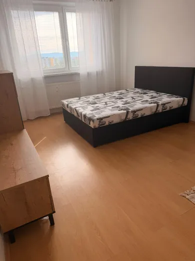 Na prenájom 1-izbový byt, 40 m², Spišská Nová Ves, Štúrovo nábrežie