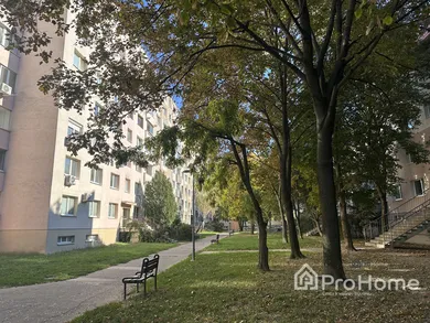 Na predaj 1-izbový byt, 35 m², Bratislava-Podunajské Biskupice