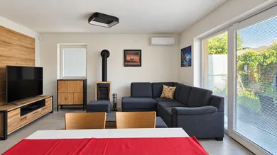 Na prenájom 5-izbový dom, 140 m², Bratislava-Vrakuňa, Tymiánová