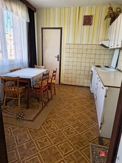Na predaj 4-izbový byt, 87 m², Nitra