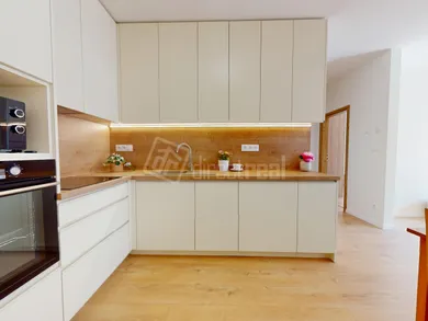 Byty na prenájom 2-izbový, Sereď · €650