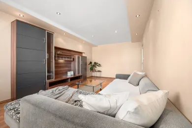 Na predaj 2-izbový byt, 61 m², Senec, J. G. Tajovského