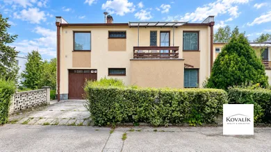 Domy na predaj 5-izbový, Banská Bystrica · €450 000