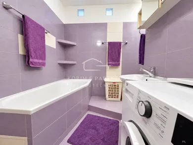 Na predaj 3-izbový byt, 72 m², Komárno, Rákócziho