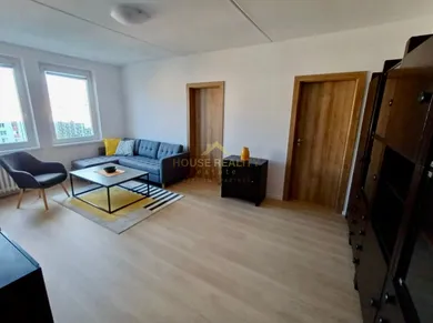 Apartments for rent, 3-room in Bratislava-Nové Mesto · €760