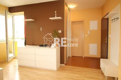 Na prenájom 1-izbový byt, 35 m², Stupava, Cementárenská