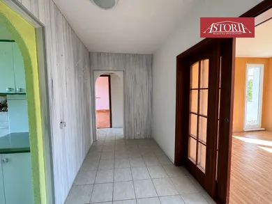 Na predaj 3-izbový byt, 67 m², Martin, C. Majerníka