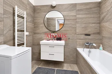 Na prenájom 2-izbový byt, 56 m², Košice-Západ, Inovecká