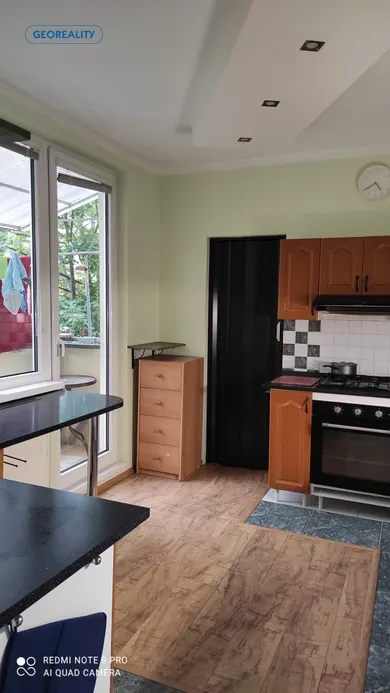 Na prenájom 3-izbový byt, 82 m², Levice, Perecká ul.