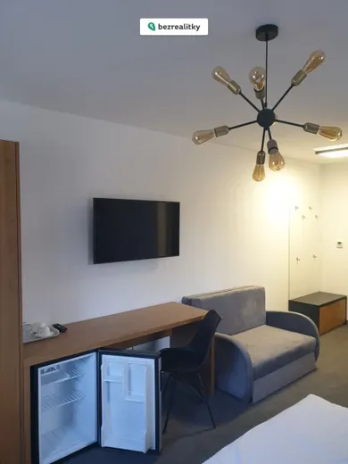 Na predaj rekreačný dom, 20 m², Valča