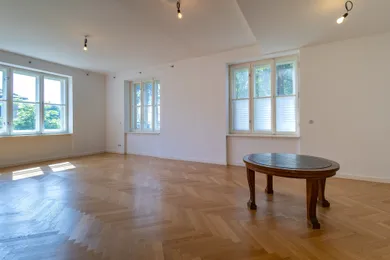 Квартири на продаж, 3-кімнатні, Bratislava-Staré Mesto · €589 400