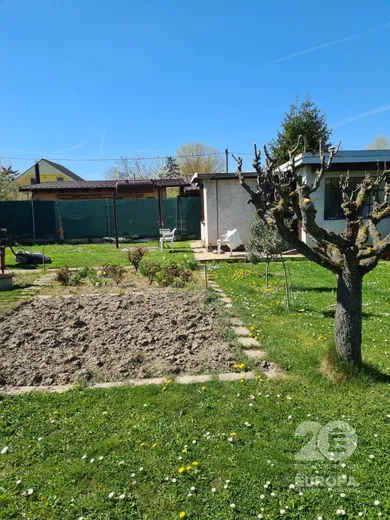Rekreačné domy na predaj, Bratislava-Ružinov · €155 000