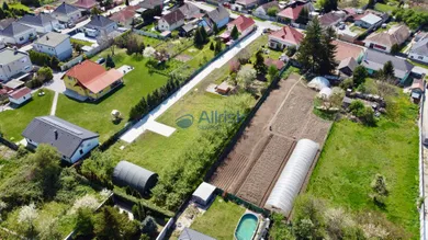 Na predaj pozemok, 650 m², Šaľa, Komenského
