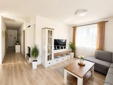 Na predaj 4-izbový byt, 79 m², Bratislava-Nové Mesto