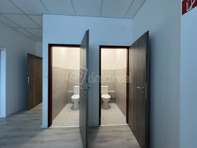 Na prenájom komerčné, 160 m², Trenčín, Jilemnického