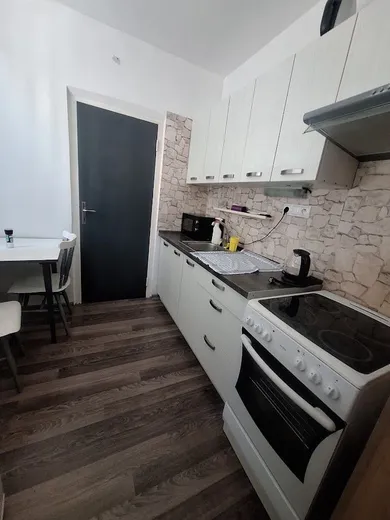 Byty na predaj 1-izbový, Nové Mesto nad Váhom · €92 000