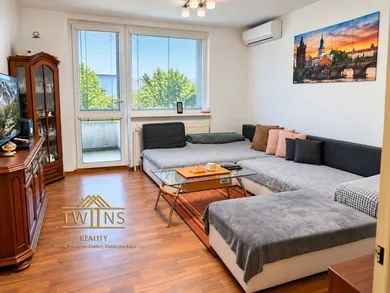 Byty na predaj 4-izbový, Bratislava-Karlova Ves · €344 000