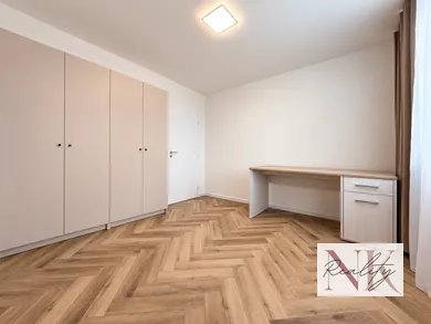 Na predaj 3-izbový byt, 72 m², Levice, Perecká ul.