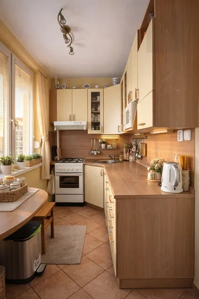 Na predaj 2-izbový byt, 57 m², Bratislava-Nové Mesto, Na Revíne