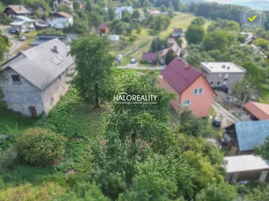 Na predaj pozemok, 838 m², Udiča