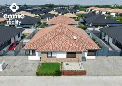 Eladó házak, Galanta · €299 500
